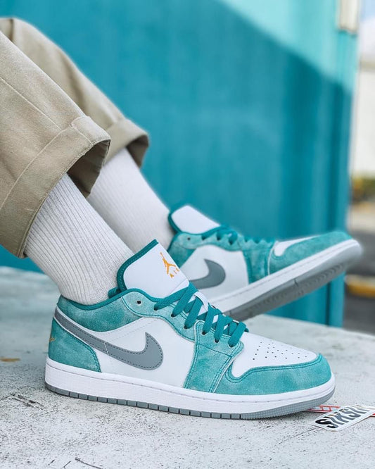 Air Jordan 1 Low "New Emerald