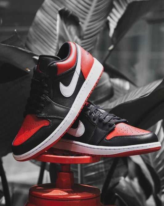 Air Jordan 1 "Alternate Bred Toe"